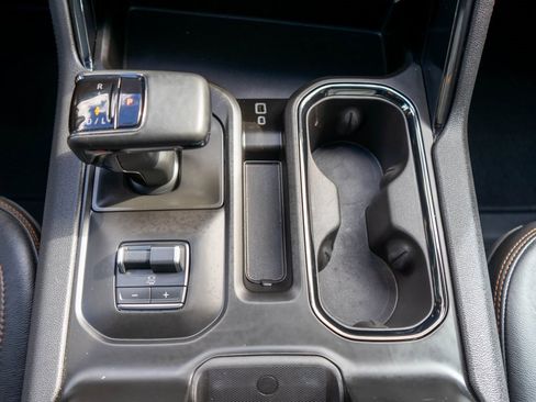 Used 2024 GMC Sierra 1500 AT4 w/ AT4 Preferred Package image 30