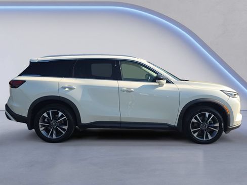 Used 2023 INFINITI QX60 Luxe w/ Performance Audio Package AWD/4WD image 7