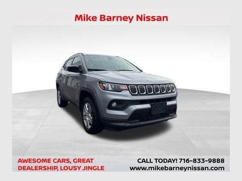 Used 2022 Jeep Compass Latitude w/ Convenience Group image 1