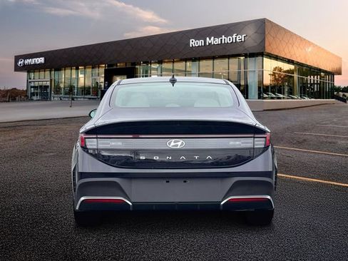 New 2026 Hyundai Sonata SE FWD image 6