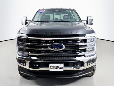 Used 2024 Ford F250 Lariat w/ Chrome Package image 3