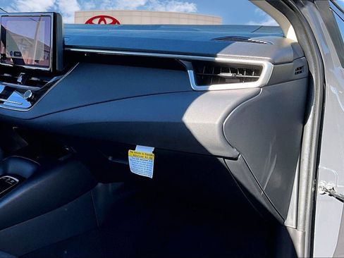 Certified 2025 Toyota Corolla LE image 16