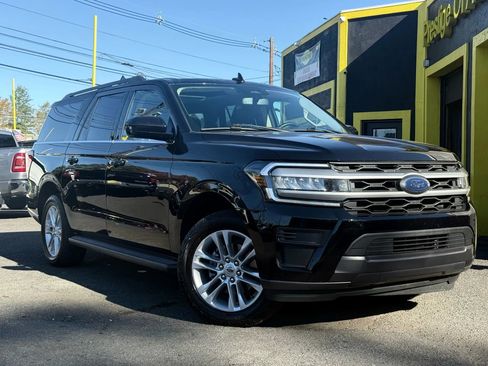 Used 2024 Ford Expedition Max XLT image 46