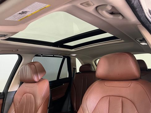 Used 2016 BMW X5 xDrive50i image 14