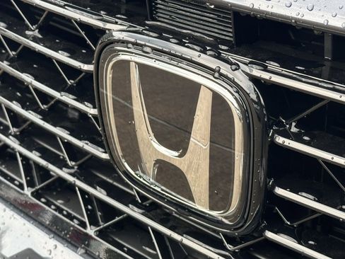 New 2025 Honda Accord LX image 10