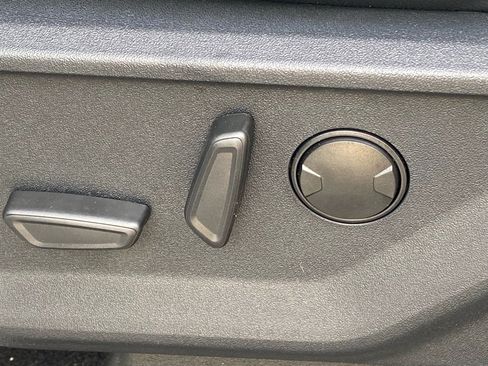 New 2025 Ford F150 Lariat w/ Equipment Group 501A Mid image 9