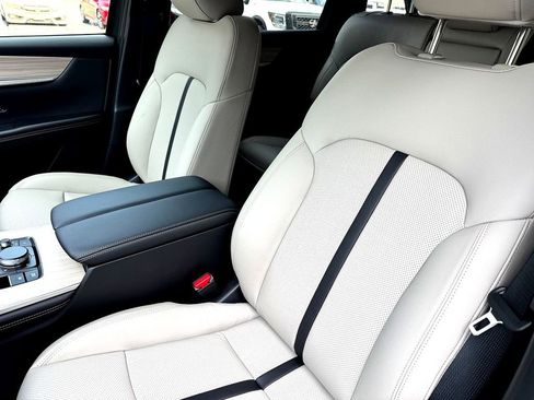 New 2026 MAZDA CX-90 3.3 Turbo w/ Preferred Package image 11