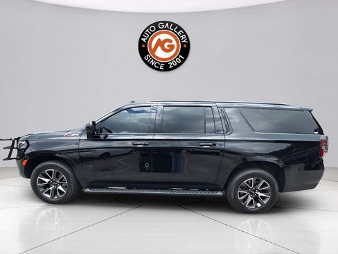 Used 2021 Chevrolet Suburban Z71 w/ Rear Media and Nav Package AWD/4WD image 7
