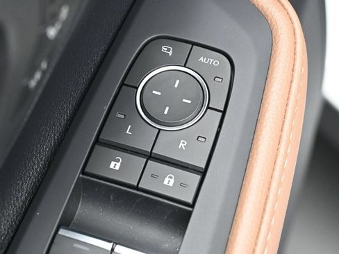 Certified 2026 Toyota Grand Highlander AWD image 12