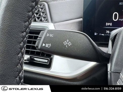 Used 2024 BMW X7 xDrive40i w/ Executive Package image 32