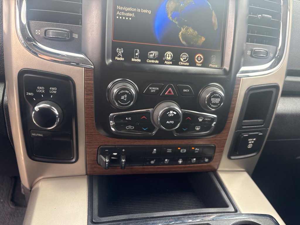 Used 2014 RAM 2500 Laramie AWD/4WD image 17