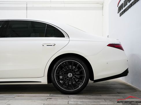 Used 2022 Mercedes-Benz S 580 4MATIC Sedan image 14