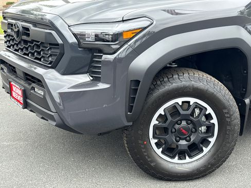 New 2026 Toyota Tacoma TRD Off-Road AWD/4WD image 3