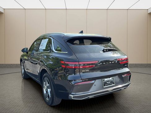 Certified 2026 Genesis GV70 2.5T AWD/4WD image 3
