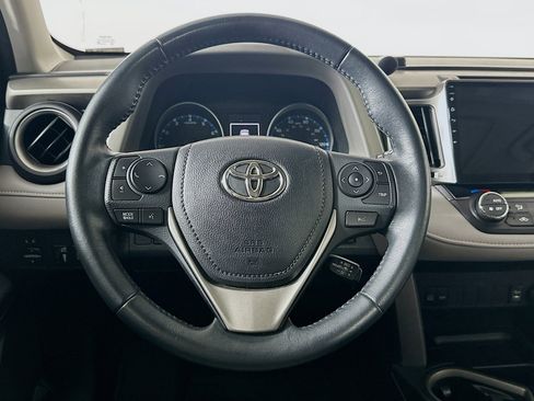 Used 2017 Toyota RAV4 XLE FWD image 18