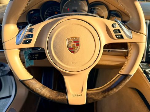 Used 2015 Porsche Panamera GTS AWD/4WD image 55