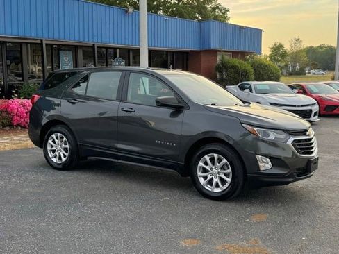 Used 2019 Chevrolet Equinox LS image 8