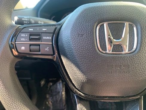 Used 2024 Honda Civic LX image 5