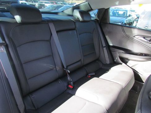 Used 2019 Chevrolet Malibu Premier image 13