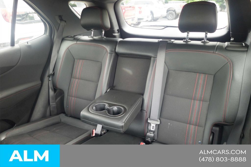 Used 2024 Chevrolet Equinox RS w/ LPO, Floor Liner Package FWD image 17