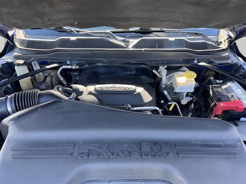 Used 2019 RAM 2500 Big Horn image 9
