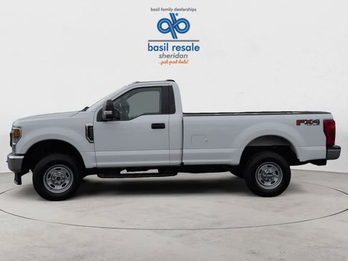 Used 2022 Ford F250 XL w/ Power Equipment Group image 3