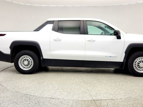 Used 2024 Chevrolet Silverado EV W/T AWD/4WD image 4