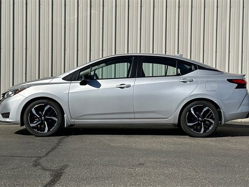 Used 2025 Nissan Versa SR w/ Trunk Package image 8