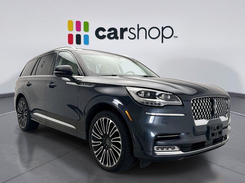 Used 2023 Lincoln Aviator Black Label AWD/4WD image 7