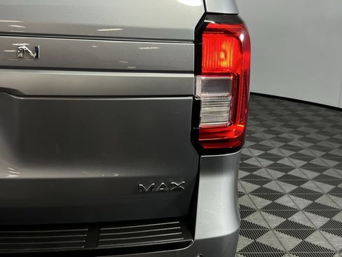 Used 2024 Ford Expedition Max XLT image 28