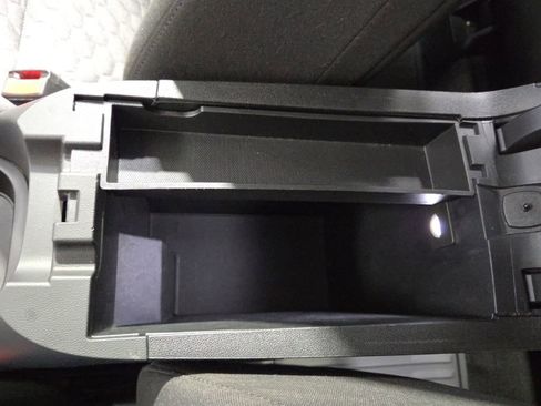 Used 2019 Chevrolet Equinox LT image 25