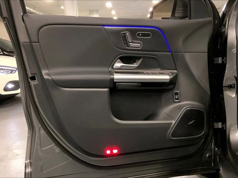 Used 2025 Mercedes-Benz GLA 250 image 20