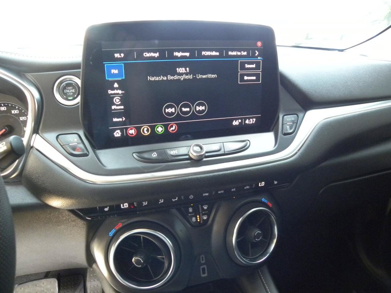 Used 2024 Chevrolet Blazer LT w/ Convenience Package FWD image 13