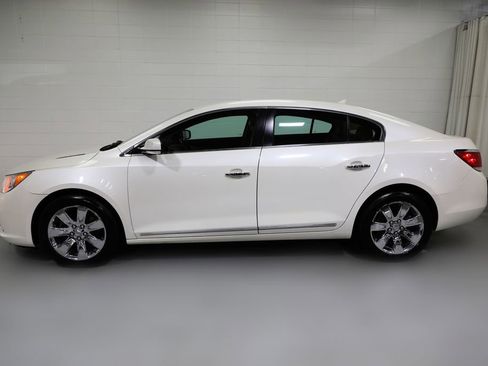 Used 2013 Buick LaCrosse Premium w/ Entertainment Package FWD image 16