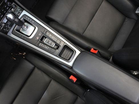 Used 2017 Porsche 911 Carrera image 31