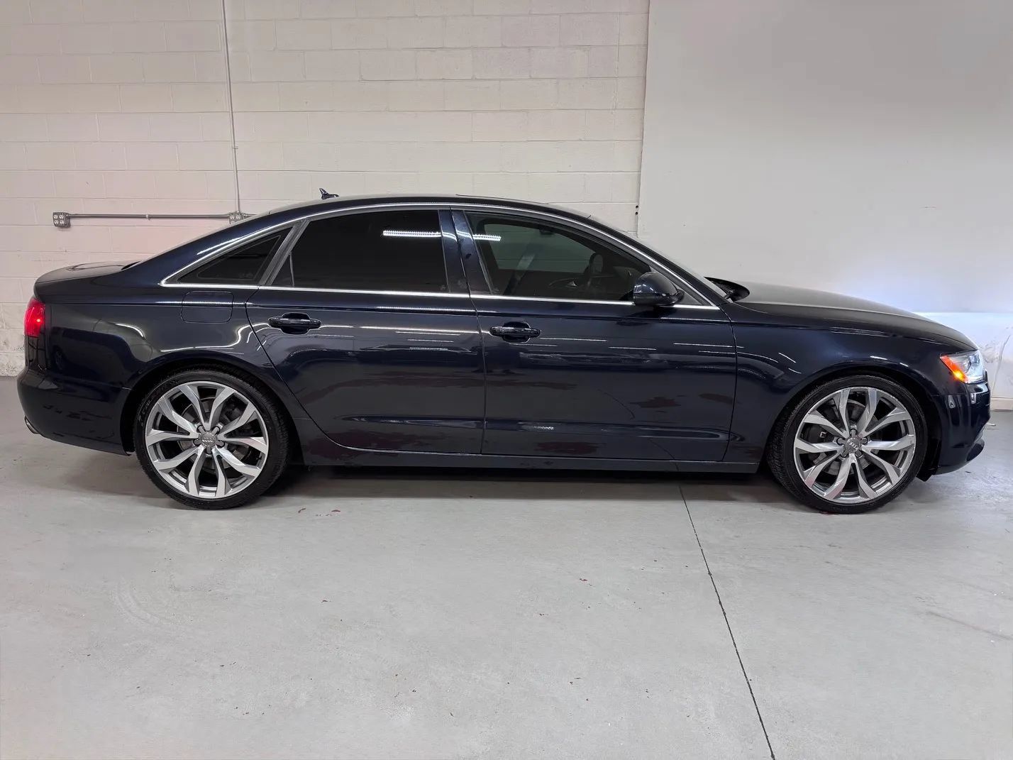 Used 2014 Audi A6 2.0T Premium Plus w/ Premium Plus Package AWD/4WD image 2
