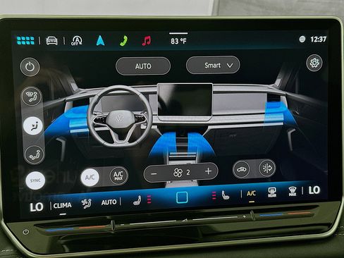 New 2025 Volkswagen Tiguan SE image 15