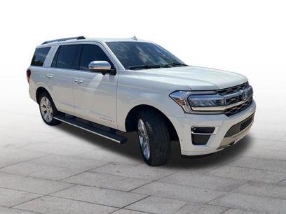 Used 2024 Ford Expedition Platinum
