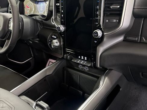New 2026 RAM 1500 Laramie w/ Laramie Preferred Package AWD/4WD image 25