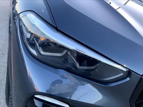 Used 2019 BMW X5 xDrive50i w/ M Sport Package image 27
