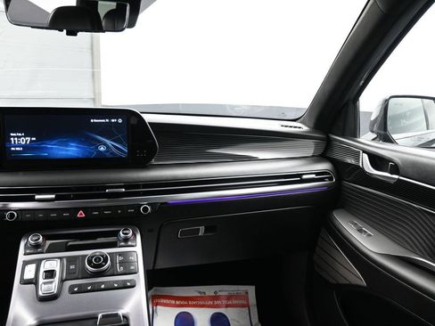 Used 2024 Hyundai Palisade Calligraphy image 9