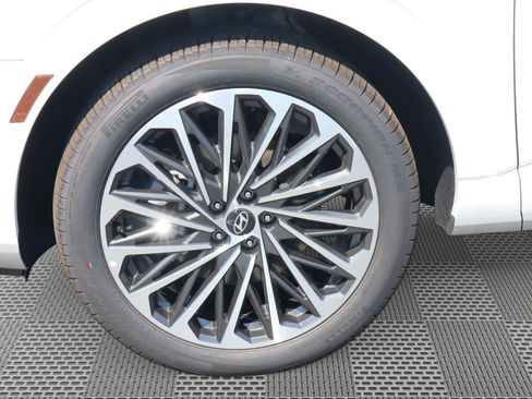 New 2026 Hyundai Palisade Calligraphy FWD image 4