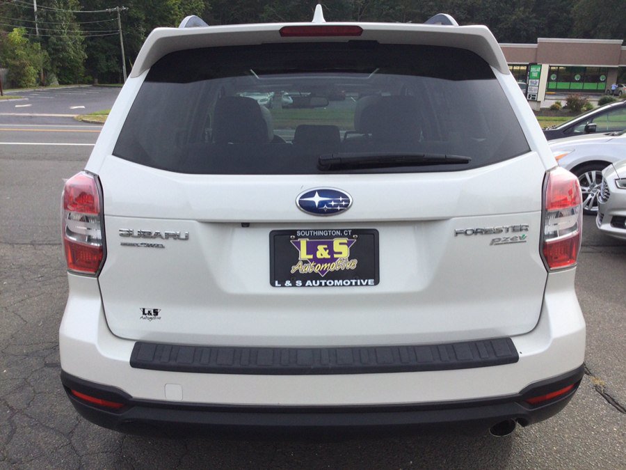 Used 2016 Subaru Forester 2.5i Limited AWD/4WD image 9