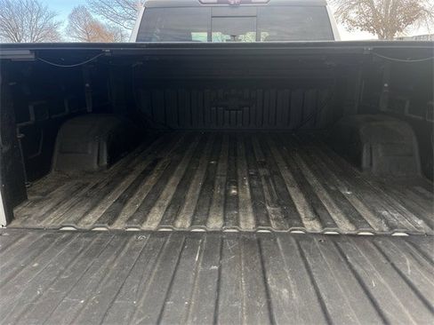 Used 2020 Chevrolet Silverado 1500 LTZ image 31