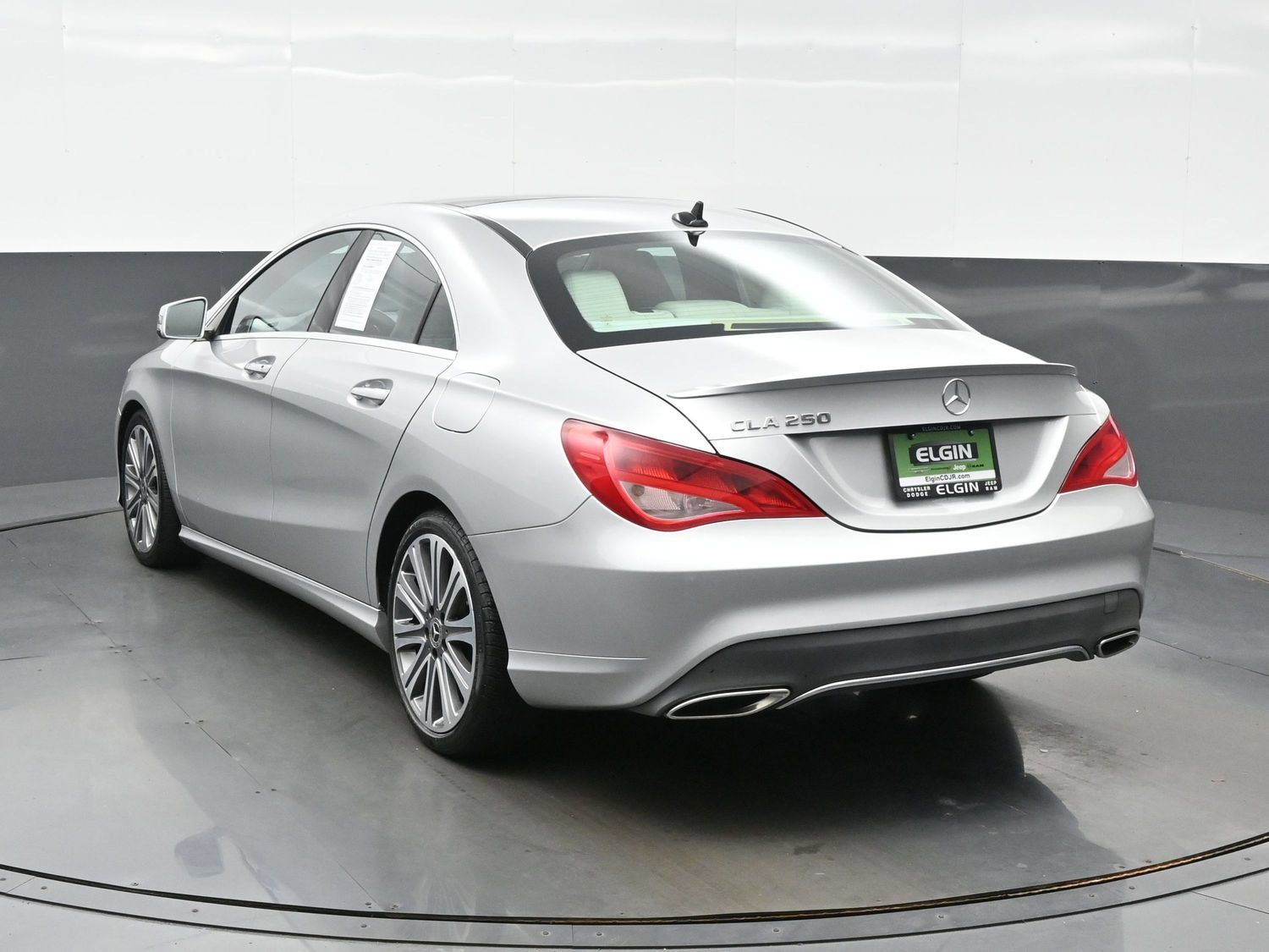 Used 2018 Mercedes-Benz CLA 250 image 5