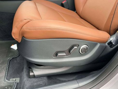 New 2026 Genesis GV70 2.5T Advanced AWD/4WD image 25