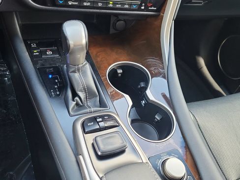 Used 2019 Lexus RX 350 AWD image 32