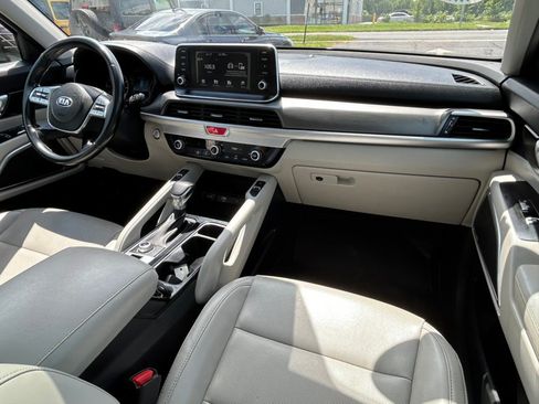 Used 2020 Kia Telluride S w/ S 8 Passenger Seating Package AWD/4WD image 25