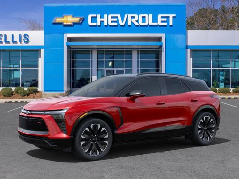 Certified 2025 Chevrolet Blazer EV RS RWD image 2