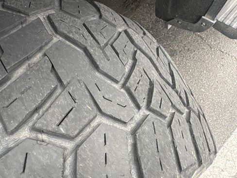 Used 2021 Ford F150 Platinum w/ Equipment Group 701A High AWD/4WD image 9